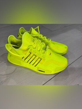 adidas Neon Yellow Low-Top Trainers